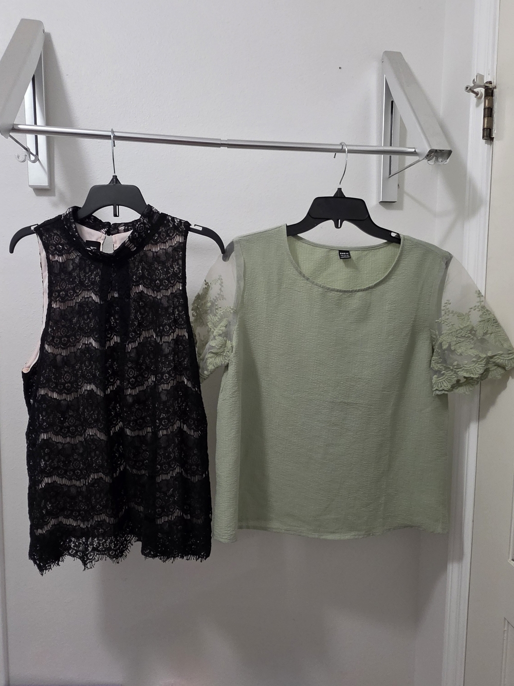 2 Tops
